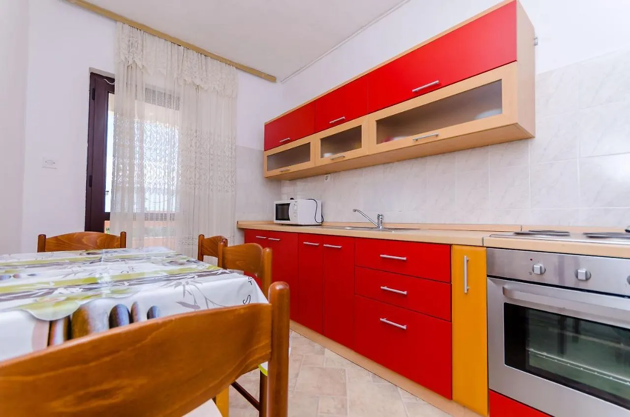Apartments Kursan Trogir